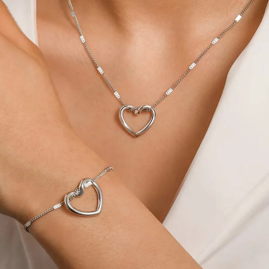 Stainless Steel Jewelry Set Novelty Twisted Heart Light Luxury High-end Sense Jewelry Set For Women Jewelry Anniversary Gift