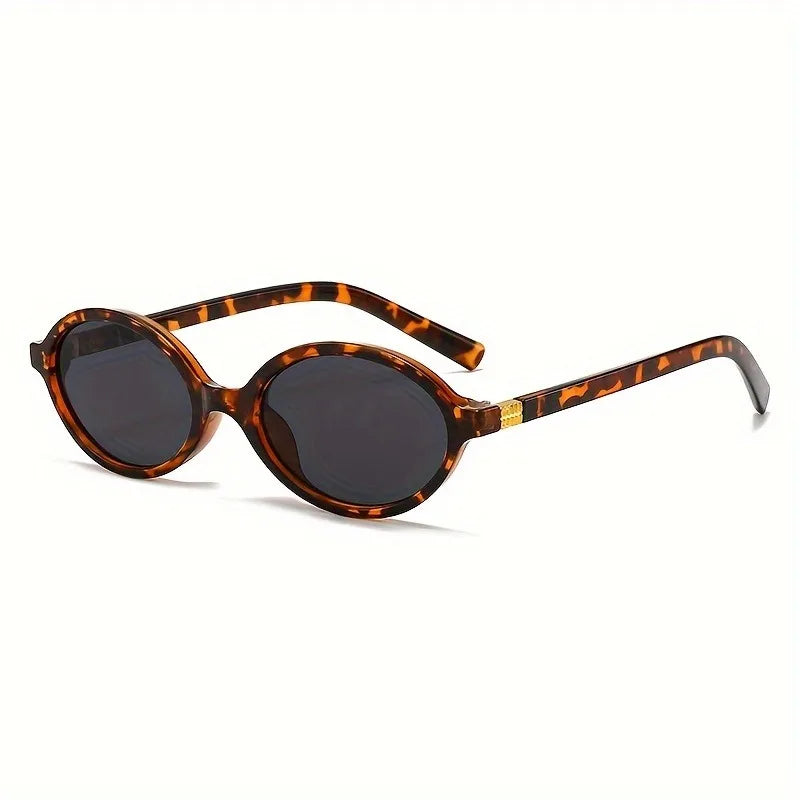 Retro Oval Fashion Glasses with Anti-Glare Lenses - Chic Small Frame, Ideal for Party Wear & Travel, Glasses Accessories